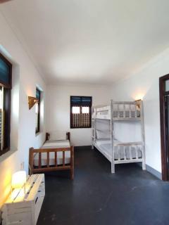zLife Stone Town - 6