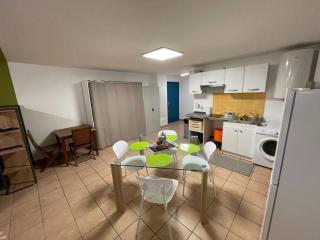 Immense StuDio 51 jusqu'à 4 personnes avec vue mer - Saint-Denis - 3
