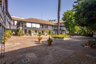 Conde Central Courtyard by Valcambre - Siviglia - 8