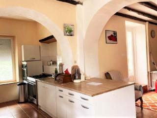 Grande maison de charme, 14 pers. 5 chambres, sauna, écrin de verdure, baby foot - Saint-Clémentin - 6