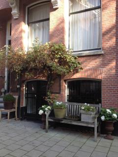Nine-T-Teen Bed and Boutique - Amsterdam - 1