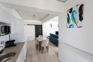 White Tower Mamaia Apartament Privat 503 - Mamaia - 7