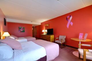 Ramada by Wyndham Pinewood Park Resort North Bay - 7
