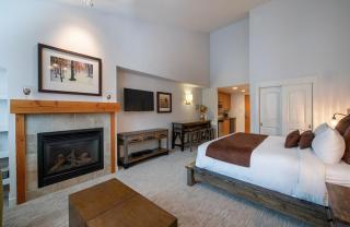 Premium Unit 3620 - Studio - Fraser Crossing Founders Pointe condo - 6