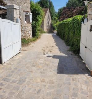 Gîte de la tour de Loire - 65 m2 au pied d'une tour de gué du 17ème siècle - Mer - 4