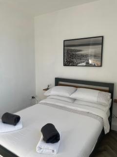 Surfside : Luxury seaside apartment - Westward Ho! - 8
