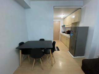 Quezon City MPlace Condominium with city view - Manila - 8