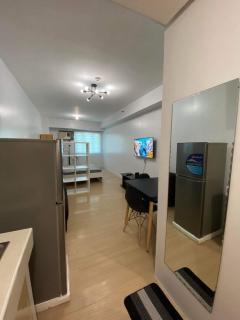 Quezon City MPlace Condominium with city view - Manila - 1