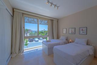 Elegant 2-Bedroom Apartment in Mangroovy, Pool & Beach - Hurghada - 6