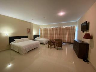 Hotel F Sur Inn - David - 8