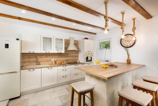 Paesana Heritage House - Garica - 5