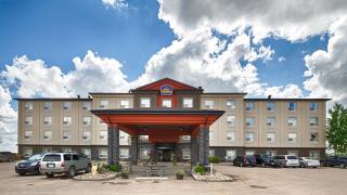 Best Western Bonnyville Inn & Suites - Bonnyville - 3