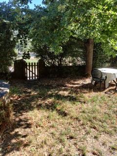 Rendez-vous sous le tilleul, en Cevennes. - 7