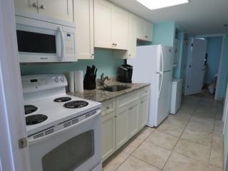 2 Story Direct Oceanfront Penthouse- Sandy Beach Resort 1116- Sleeps 6! - Myrtle Beach - 2