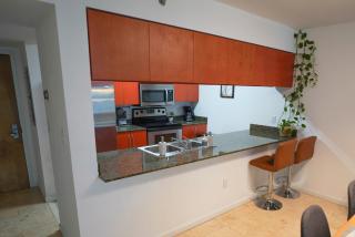 4 bed full condo in Miami with skyline & sea view - 7