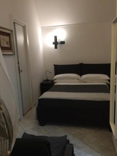 La residenza Napoli short let Monolocale Standard Via Chiaia 82 Napoli - Napels - 2