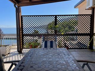 Attico con terrazza sul porticciolo turistico di Vibo Marina - Vibo Valentia Marina - 4