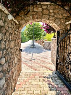 Elysium Hotel - Dhërmi - 2