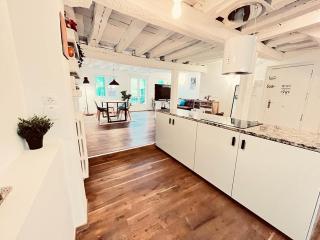 Bilbao Old Town I by Aston Rentals - 7