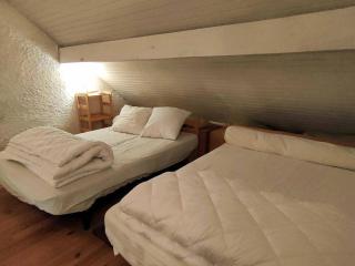 Appartement T1bis pour 6 avec terrasse et parking à Cauterets - FR-1-234-238 - Cauterets - 2