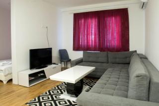 Apartman Pijemont - 1