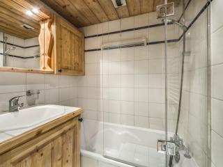 Appartement cosy avec piscine, spa et parking, au pied des pistes, 4 pers., Méribel Village. - FR-1-566-29 - Les Allues - 3