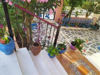 Villa Mitselo Apartments - Nea Plagia - 6