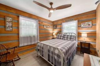 Buckner’s Getaway! Close to town, lake and river! - Bryson City - 2