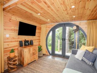 The Hideaway Pod - 5