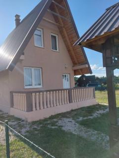 Kuca za odmor sa ljetnjikovcem - Žabljak - 0