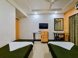 Hotel Balwas International - Mumbai - 7