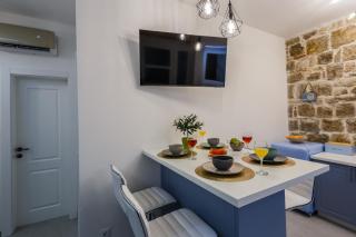 ANGELS-SPLIT **** - 5