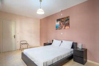 2 bedroom renovated apartment with a view - Atene - 3