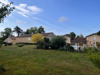 Domaine clos et arboré de 3 ha avec deux maisons - Lamothe-Montravel - 9