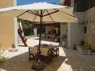 La casa di Bella a tradional stone house with barbecue - Kariá - 3