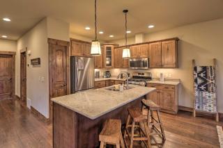 Walkable Bigfork Townhome Fish, Hike and Ski! - Bigfork - 4
