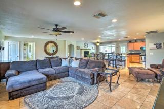 Modern Glendale Desert Destination with Patio! - 5