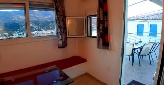 Traditional house with sea view ''MYLOS'' - Poros - 4
