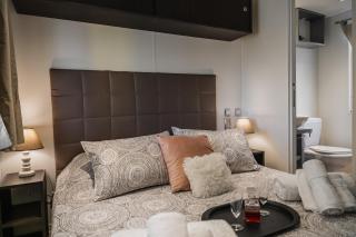 Olive Grove Villa by the Beach - Thorikón - 4
