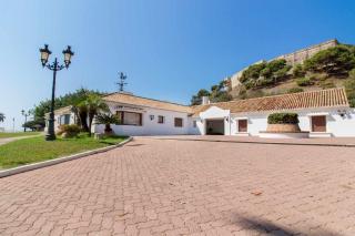 Castle Beach House Luxury Beachfront Villa - Malaga - 6