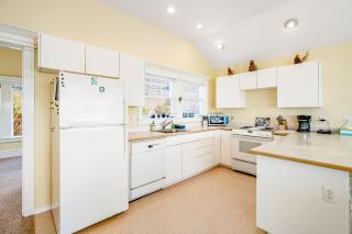 Applegate House - 5