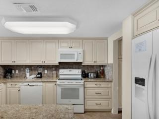 Jade East Towers 0630 by Newman-Dailey - Destin - 4