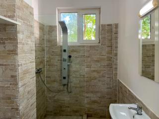 Atena - 3 dormitoare - 3