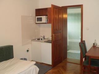 HELIOS Hotel Apartments - Budapest - 4