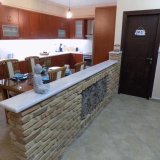 Nikos House Megara - Megara - 2