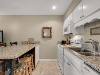 Blue Surf Townhomes 11A by Newman-Dailey - 4
