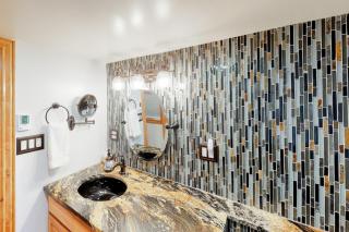 Grand Avenue Retreat - Bozeman - 2