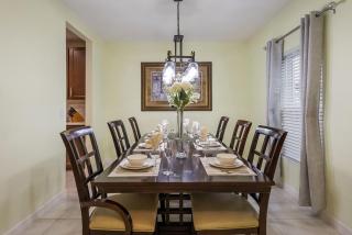 Peaceful 3 bedrooms villa with Beautiful view and paver - Davenport - 4