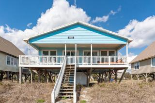 Mead Us At The Pier by Oak Island Accommodations - Oak Island - 0