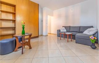 Cozy Apartment In Medulin With Wifi - 8